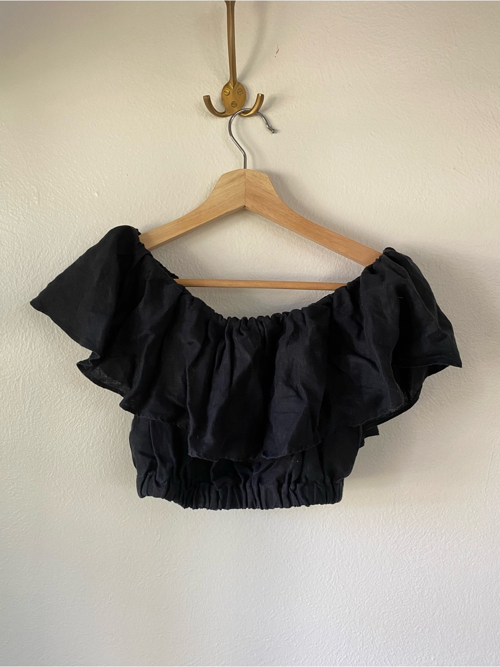 Banana Republic Black Off-Shoulder Ruffle Crop Top